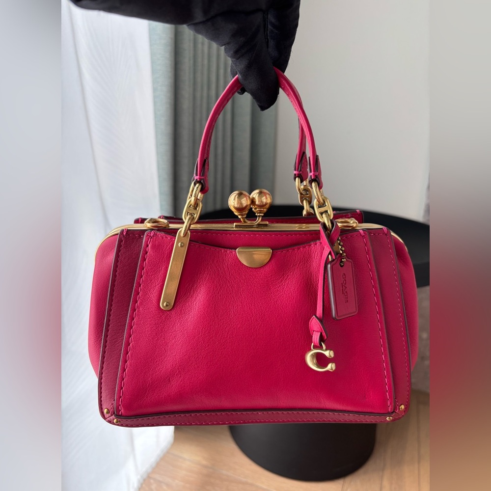 COACH Kisslock Dreamer 21 Bag in Red - Picture 3 of 16